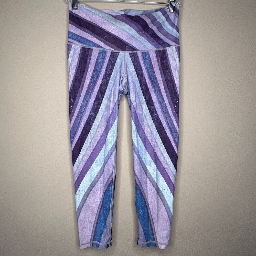 Niyama Sol Vinyl Beachcomber Crop 21" Inseam Legging, Purple, Size Medium